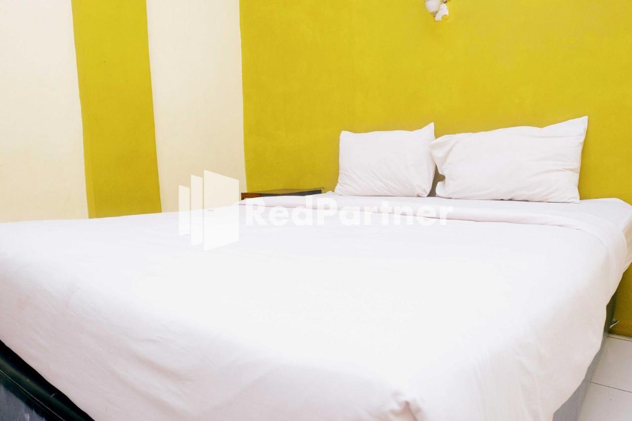 Hotel Permata Makassar Mitra Reddoorz Balangberu Экстерьер фото